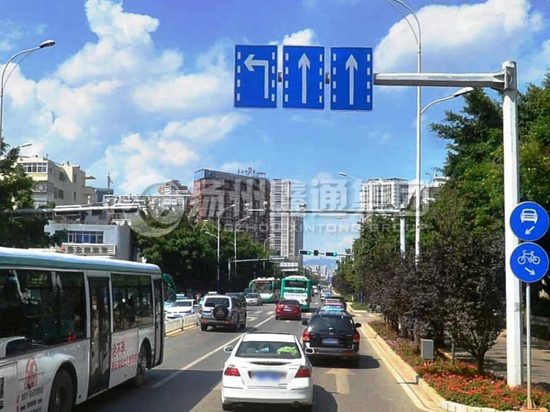 BZG-007，交通標(biāo)志桿，分道標(biāo)志桿